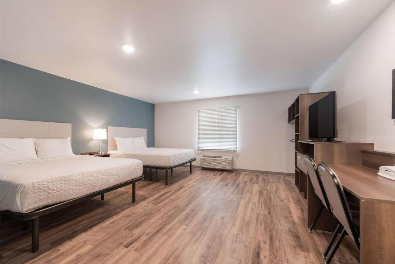 Woodspring Suites Philadelphia Northeast Екстер'єр фото